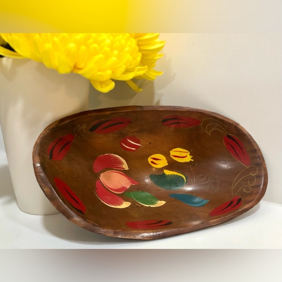 Small Wooden Bowl with Hand-painted Flowers - Picture 4 of 4